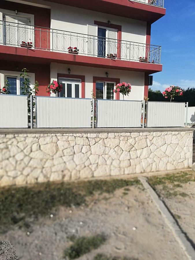 Apartmani Sladic スクラーディン エクステリア 写真